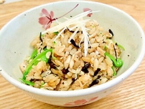 さっぱり美味しい！アジの炊き込みご飯